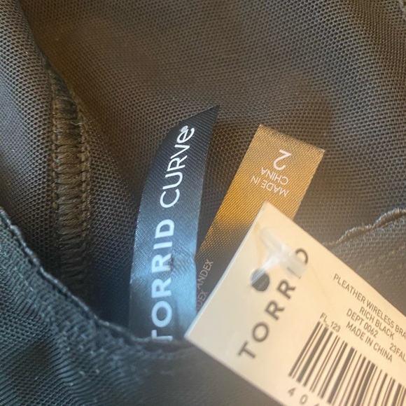 Torrid Pleather wireless rich black bralette - Picture 10 of 10